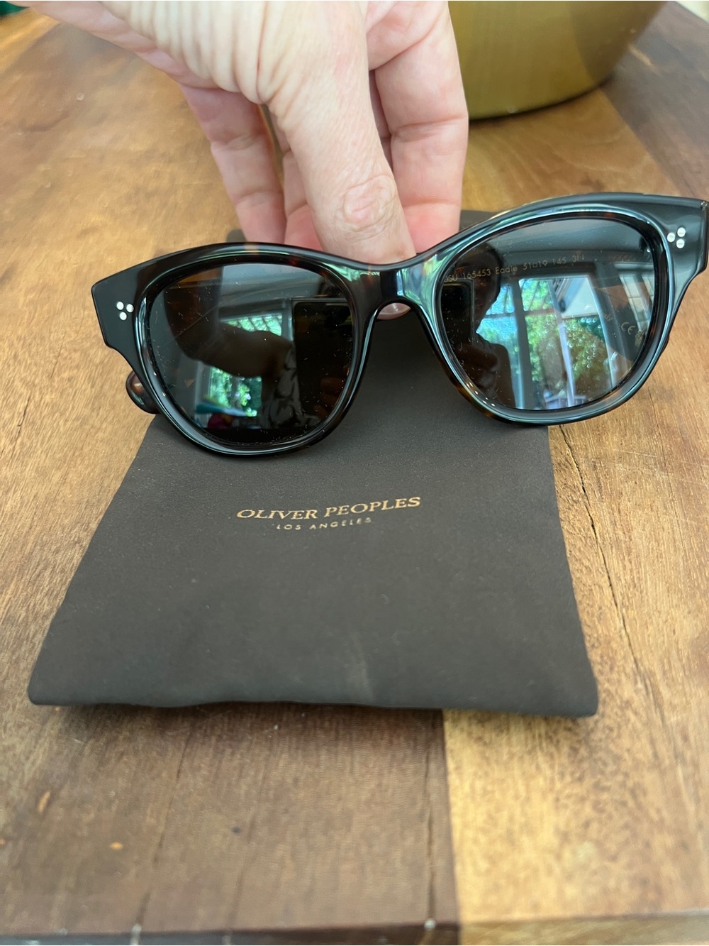 Oliver Peoples Designer Tortoiseshell Eadie Sunglasses with case - Picture 13 of 15